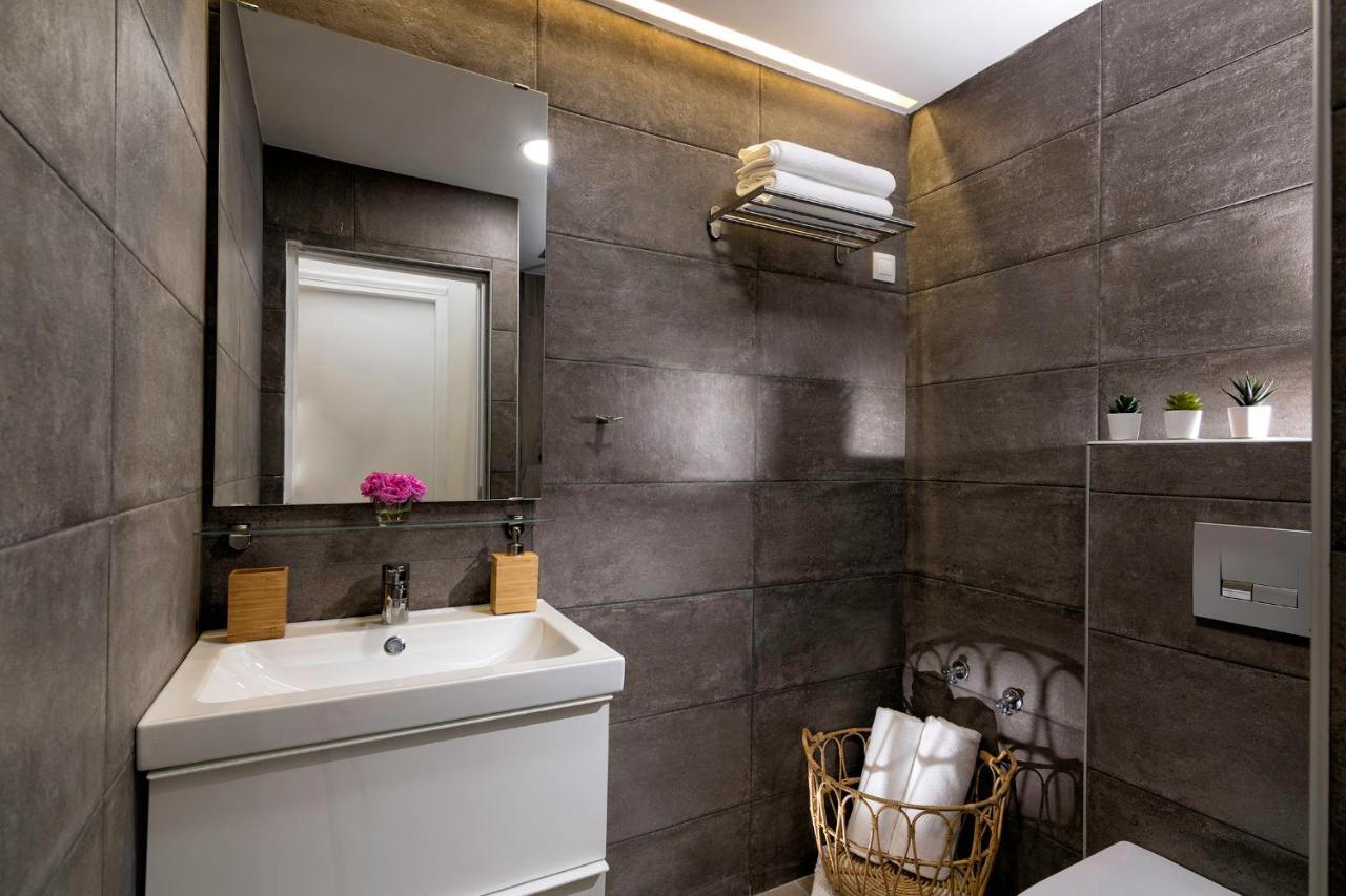 Stylish Apartment By City Center Heraklion  Ngoại thất bức ảnh